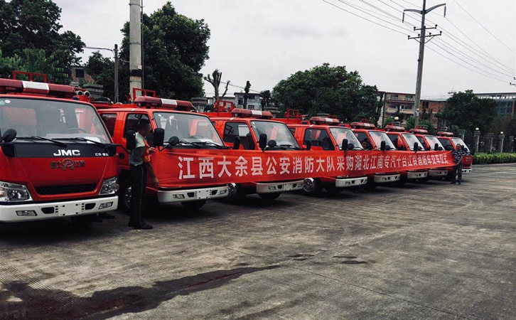 江鈴2.5噸水罐消防車消防車客戶滿意反饋